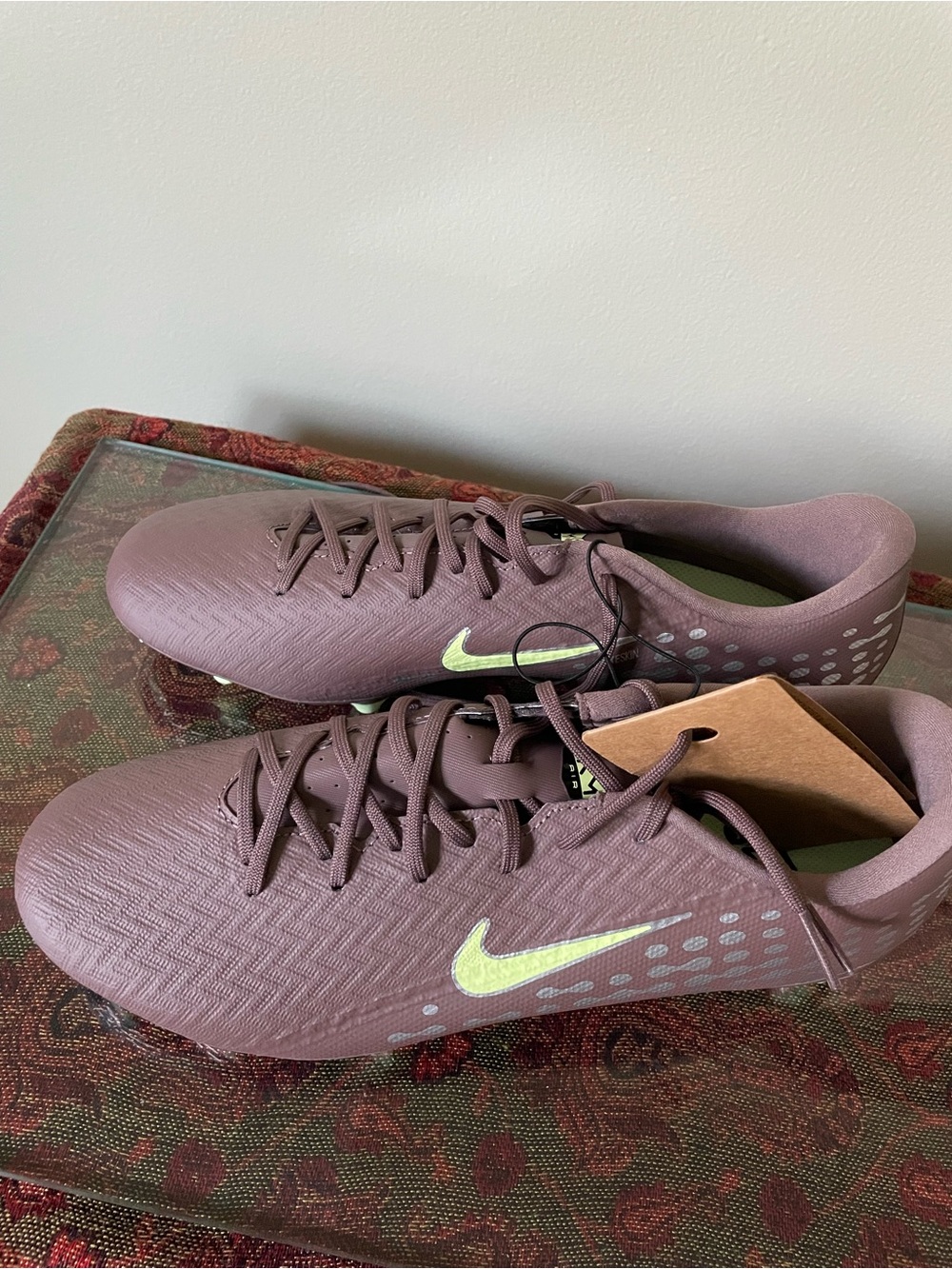 Nike Zoom Vapor 16 Academy Soccer Cleats — Plum and Silver Mens 9.5/ Womens 11 - Picture 3 of 6